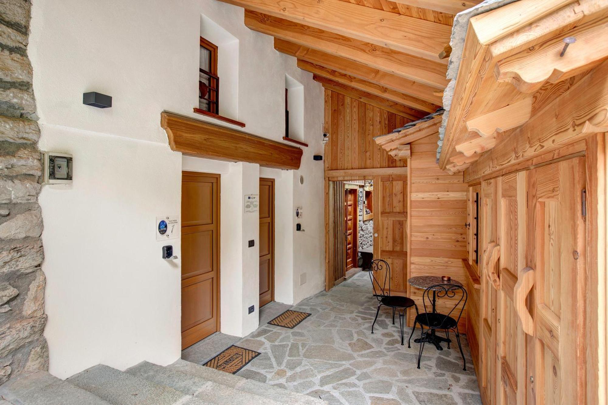 Aux Pieds Du Malatra' 1 Apartman Saint-Rhemy-En-Bosses Kültér fotó