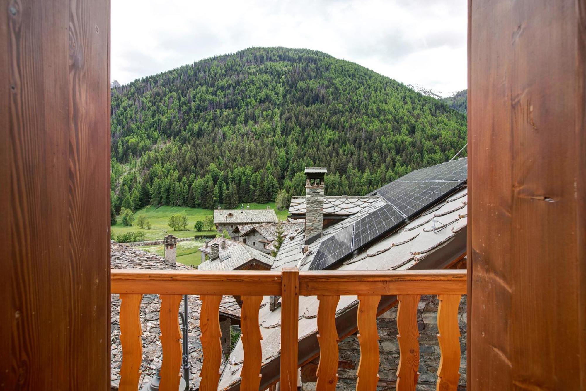 Aux Pieds Du Malatra' 1 Apartman Saint-Rhemy-En-Bosses Kültér fotó