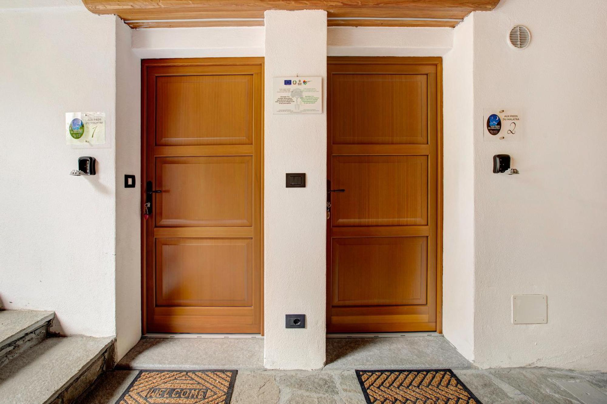 Aux Pieds Du Malatra' 1 Apartman Saint-Rhemy-En-Bosses Kültér fotó